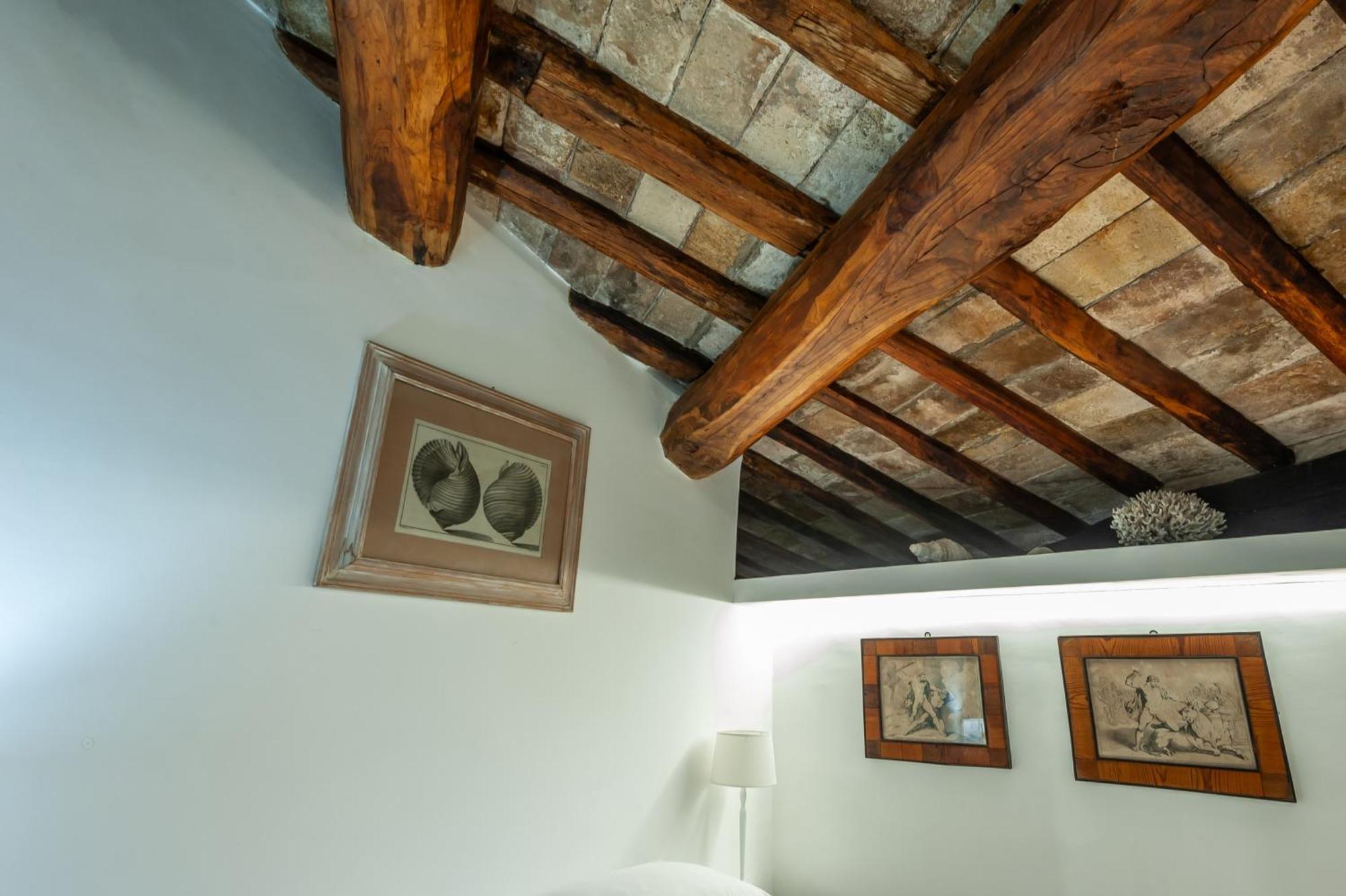 Apartment Elegantis Dimora Dell'architetto In Campo De' Fiori With Private Terrace Rome